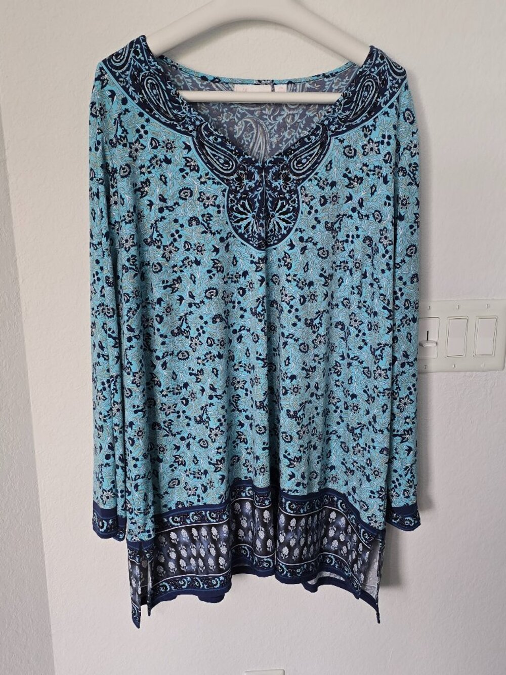 Belle by Kim Gravel Floral Boho Print Knit Top, Turquoise/Navy, Size 2X EUC - Picture 1 of 5